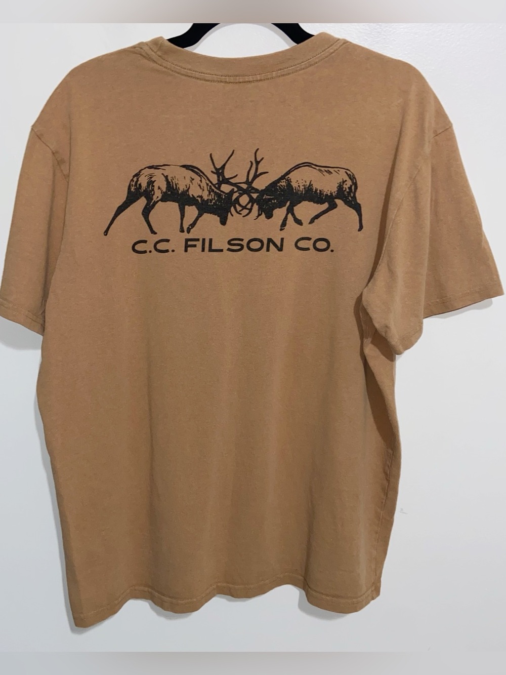 CC Filson Vintage T-Shirt Mens Medium Graphic Tee Made USA Stag Elk Hunting